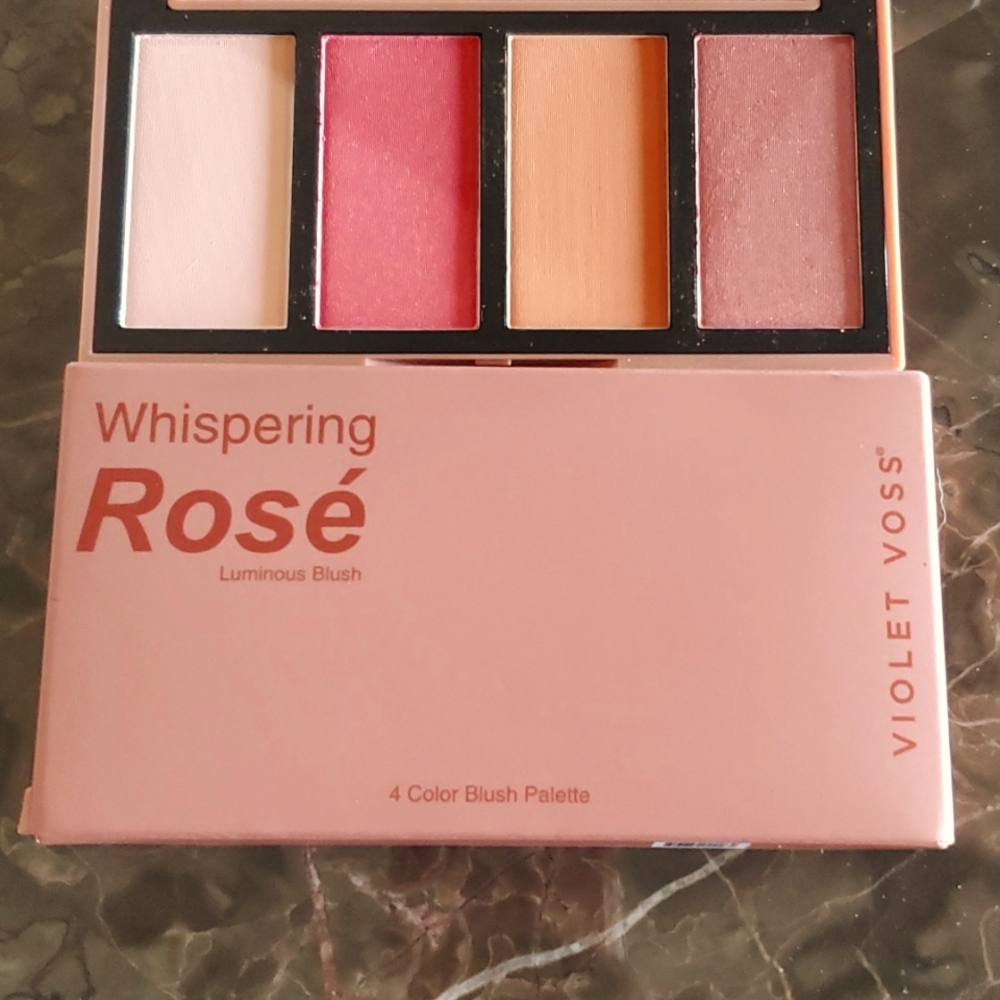 Violet Voss|Whispering Rosé|Luminous Blush|4 Color Palette